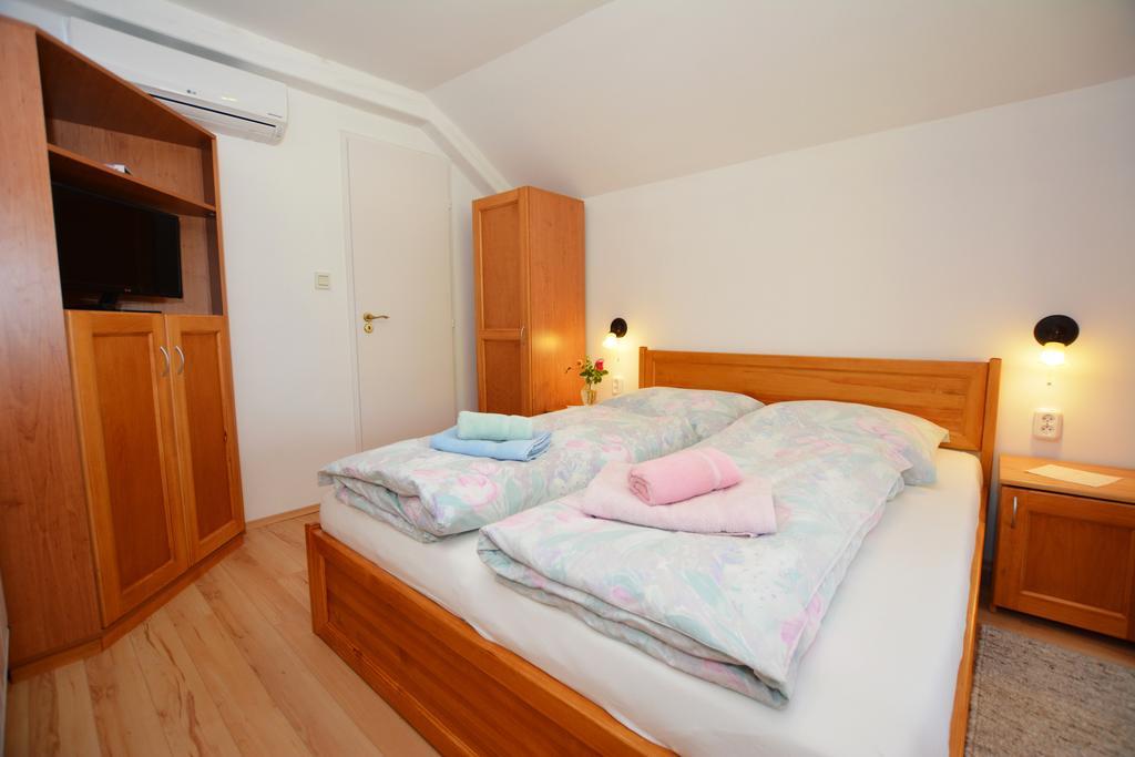 Viragoskert Apartman Хевіз Номер фото