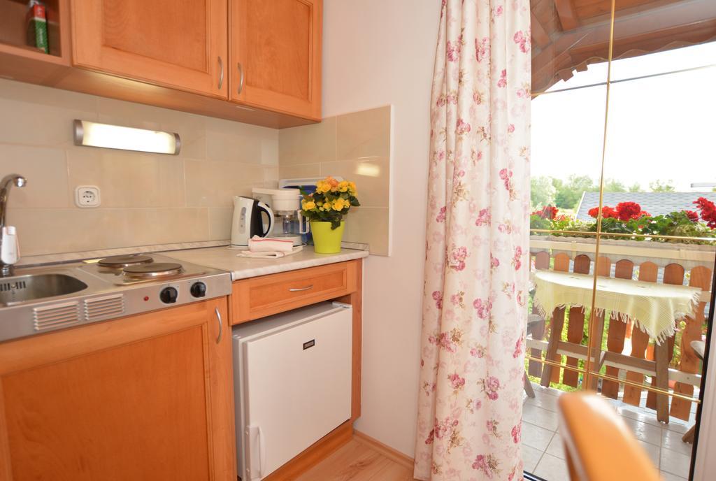 Viragoskert Apartman Хевіз Номер фото