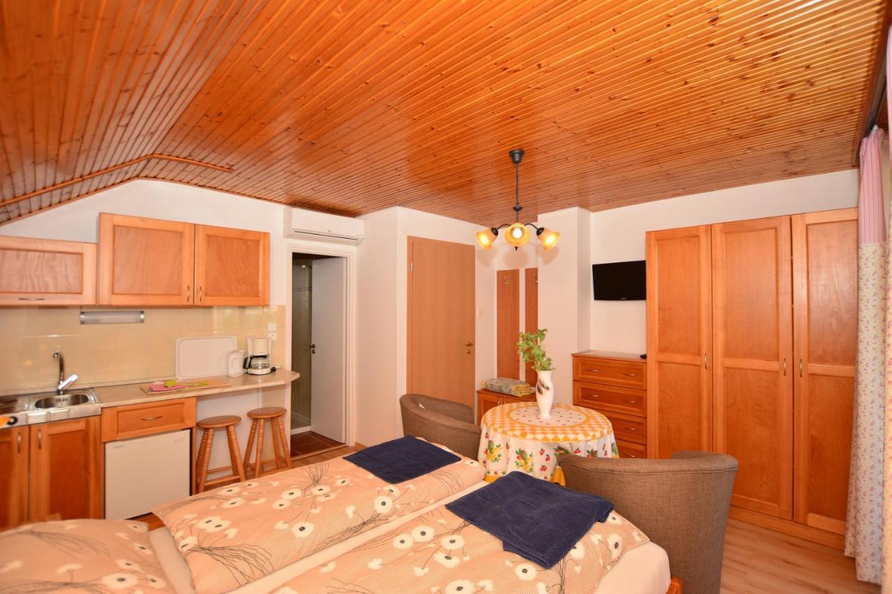Viragoskert Apartman Хевіз Екстер'єр фото