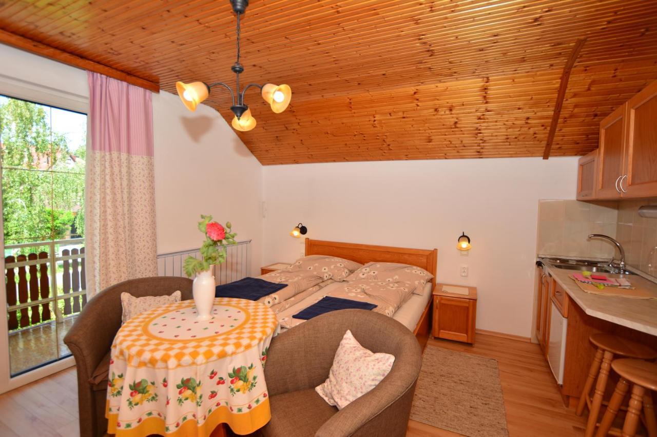 Viragoskert Apartman Хевіз Екстер'єр фото