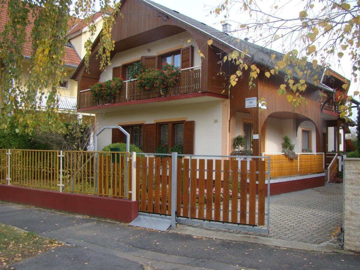 Viragoskert Apartman Хевіз Екстер'єр фото